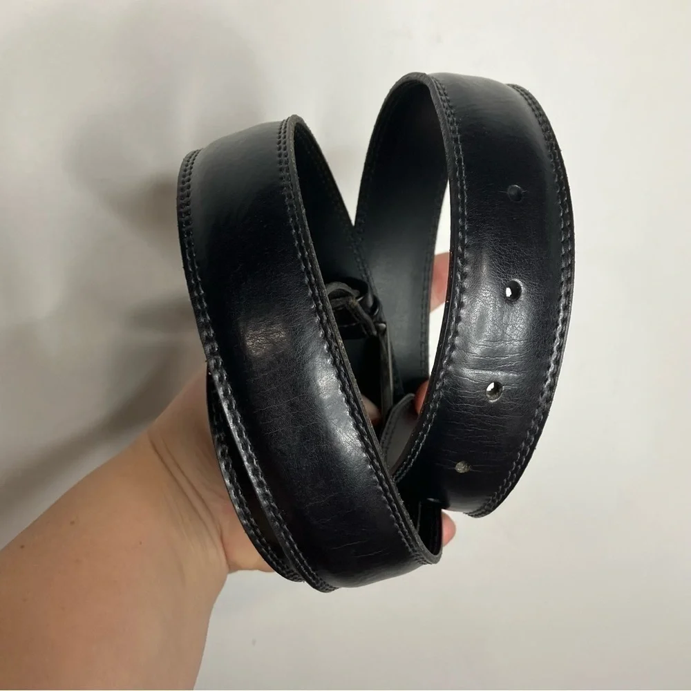 Fullum + Holt black leather belt size 40‎